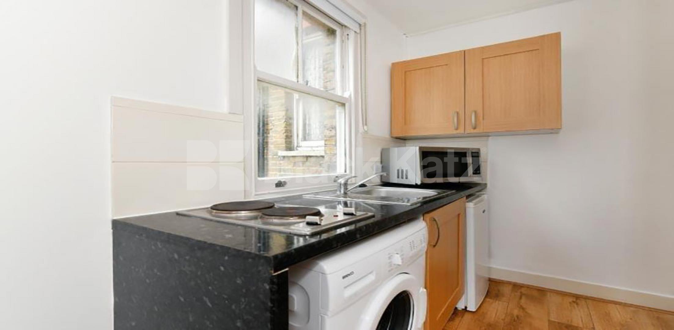 			NEW INSTRUCTION!, Studio Apartment, 1 bath, 0 reception Studio			 Tottenham Lane, CROUCH END